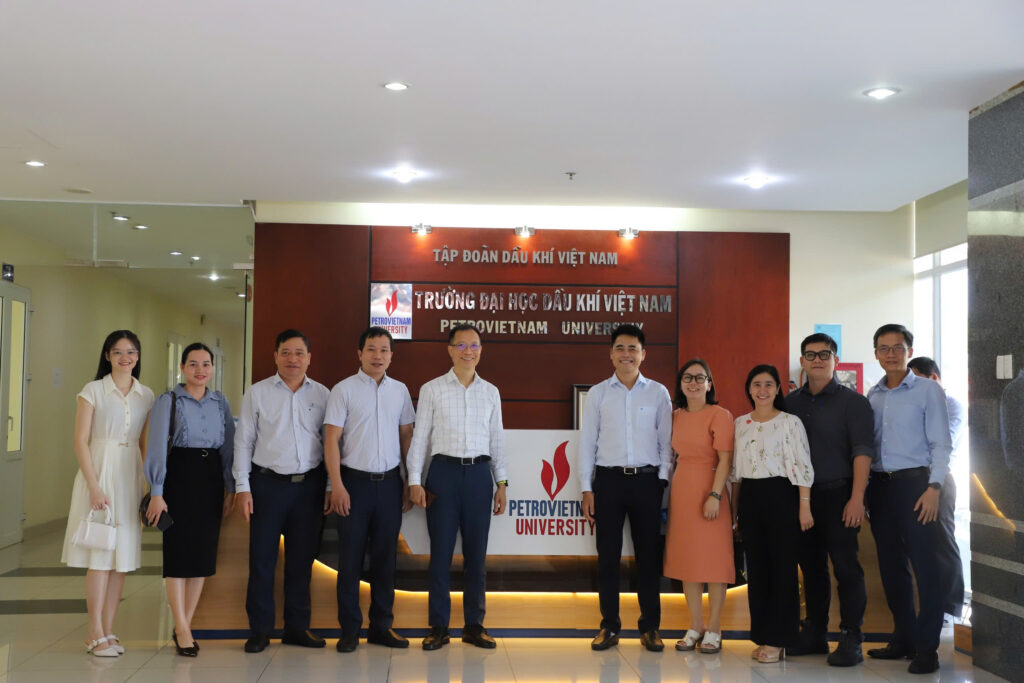 z6370095545872 6d4b73aed54ae64d0538bd9fdc8af6be