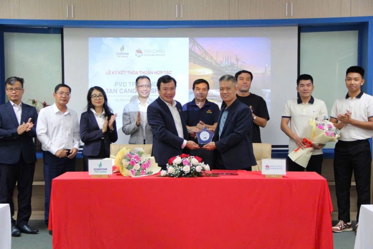 z7296184464725_f6f949b29e9e0f0058b7d1b6d73b8841