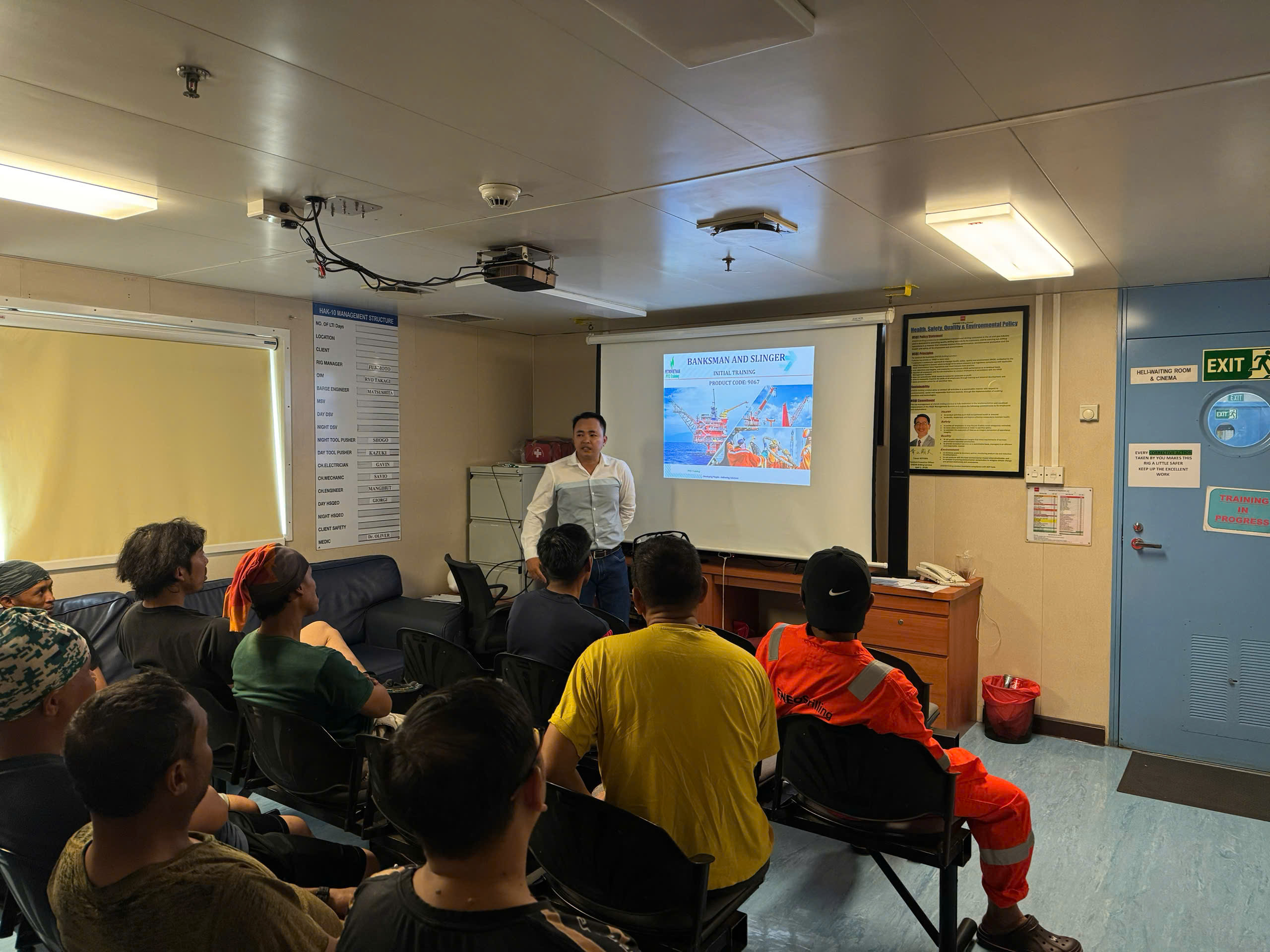 PVD TRAINING SUCCESSFULLY DELIVERS BANKSMAN & SLINGER TRAINING FOR HAKURYU-10 PERSONNEL 1 Banksman and Slinger Training at PVD Training
